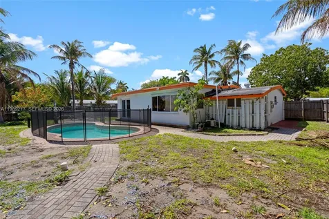 4750 NE 17th Avenue Pompano Beach FL 33064