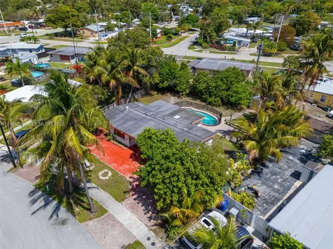 4750 NE 17th Avenue Pompano Beach FL 33064