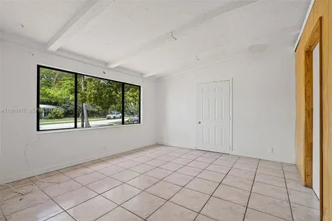 4750 NE 17th Avenue Pompano Beach FL 33064