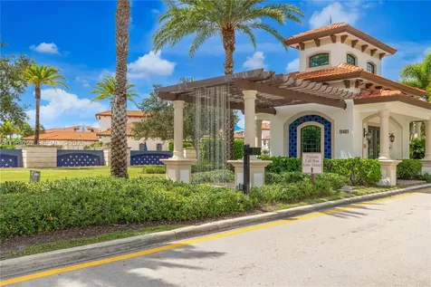 11524 SW 16th Street Pembroke Pines FL 33025
