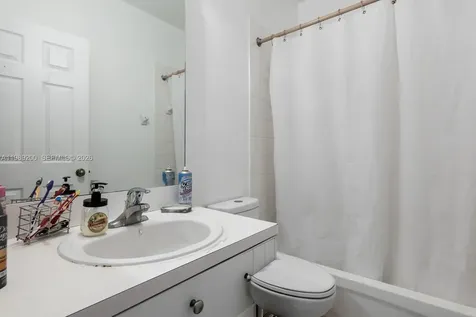 1490 NE 33rd Avenue Homestead FL 33033