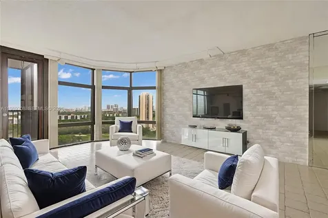 20100 W Country Club Drive Aventura FL 33180