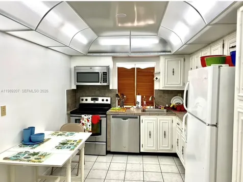 800 Parkview Drive Hallandale Beach FL 33009