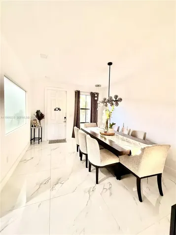 4237 SW 164th Path Miami FL 33185