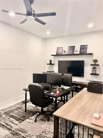 4237 SW 164th Path Miami FL 33185