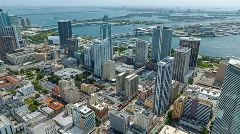 151 SE 1st Street Miami FL 33131