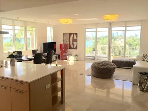 1 Century Lane Miami Beach FL 33139