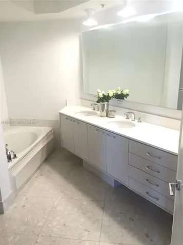 1 Century Lane Miami Beach FL 33139
