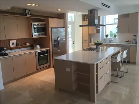 1 Century Lane Miami Beach FL 33139