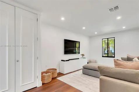 3425 Alhambra Circle Coral Gables FL 33134