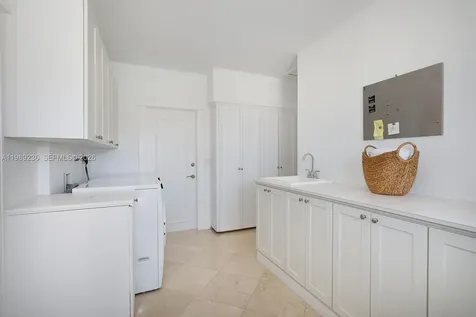 3425 Alhambra Circle Coral Gables FL 33134
