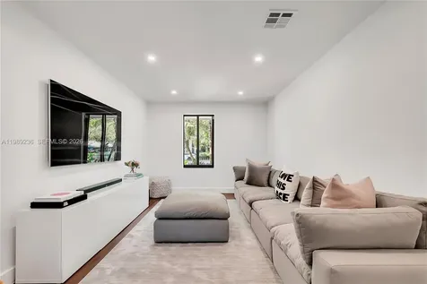 3425 Alhambra Circle Coral Gables FL 33134