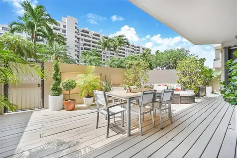 251 Crandon Boulevard Key Biscayne FL 33149
