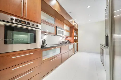 251 Crandon Boulevard Key Biscayne FL 33149