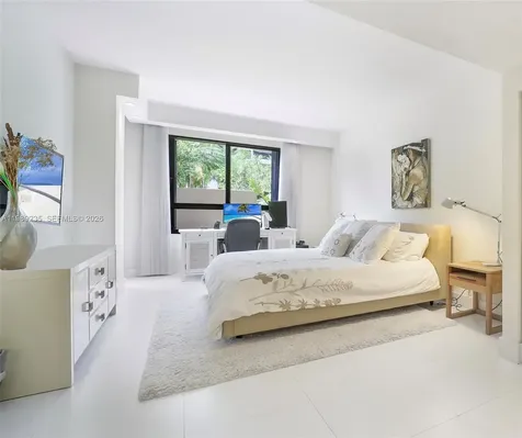 251 Crandon Boulevard Key Biscayne FL 33149