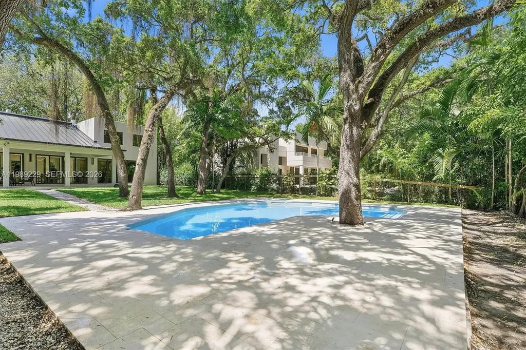 5820 SW 33rd Lane Hollywood FL 33312