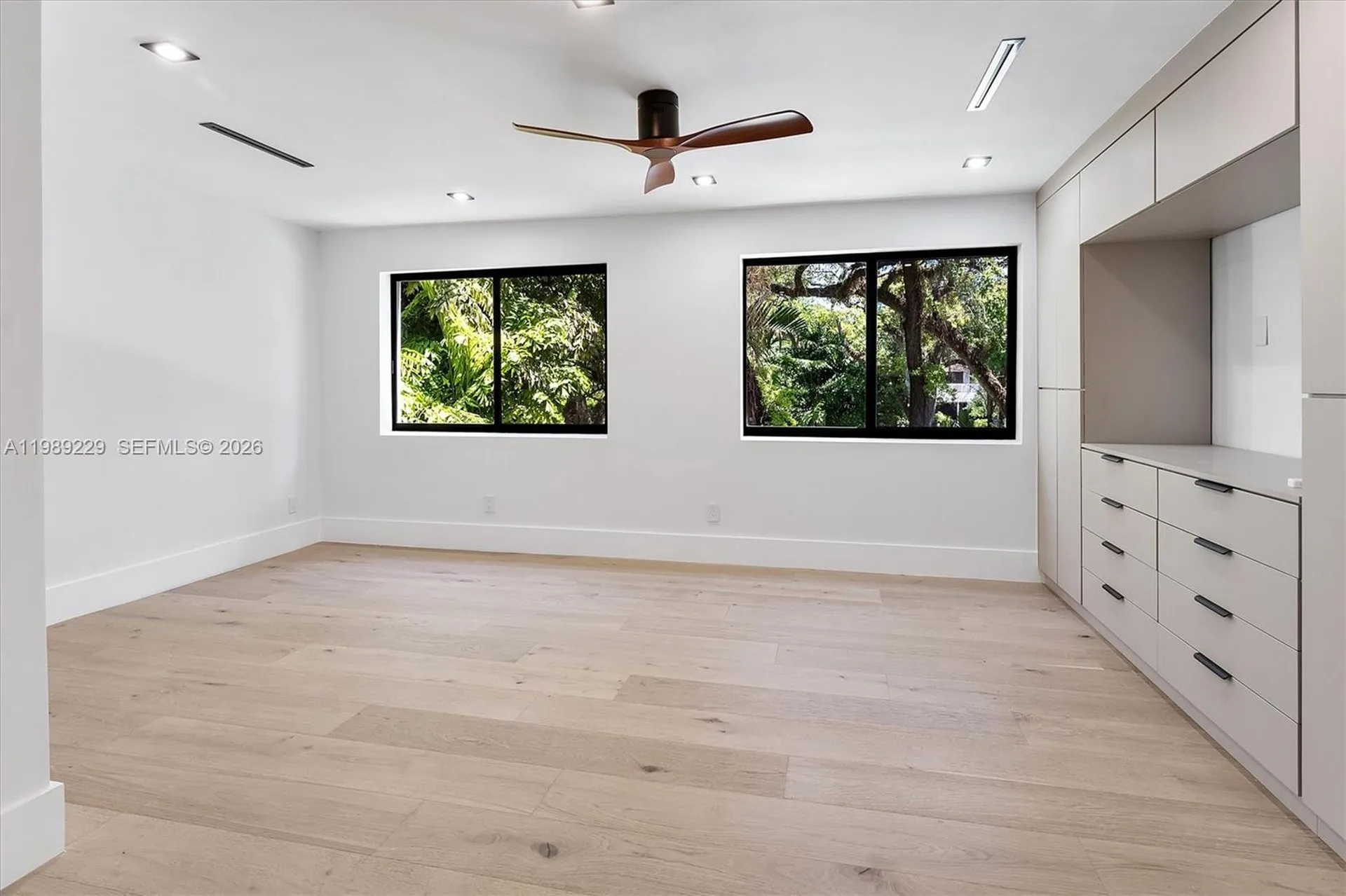 5820 SW 33rd Lane Hollywood FL 33312