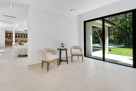 5820 SW 33rd Lane Hollywood FL 33312