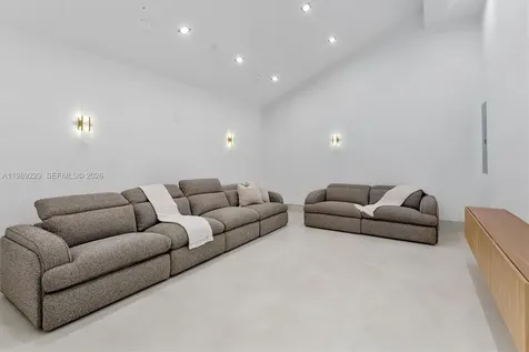 5820 SW 33rd Lane Hollywood FL 33312
