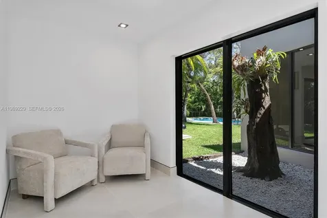 5820 SW 33rd Lane Hollywood FL 33312