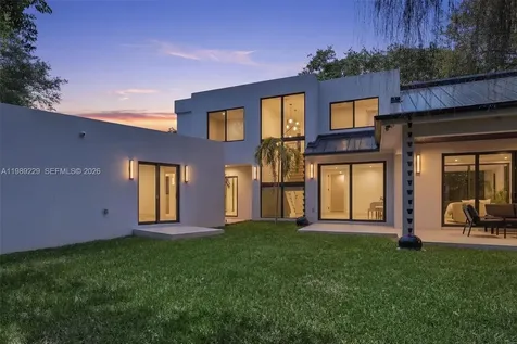 5820 SW 33rd Lane Hollywood FL 33312