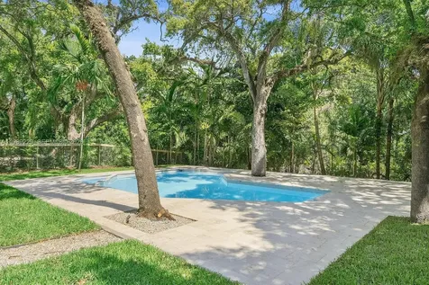 5820 SW 33rd Lane Hollywood FL 33312