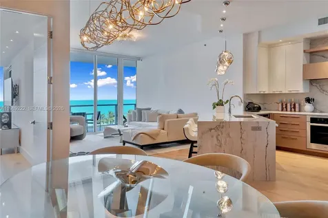 100 S Pointe Drive Miami Beach FL 33139