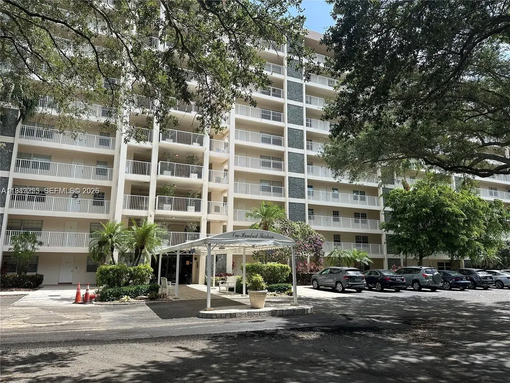 3520 Oaks Way Pompano Beach FL 33069