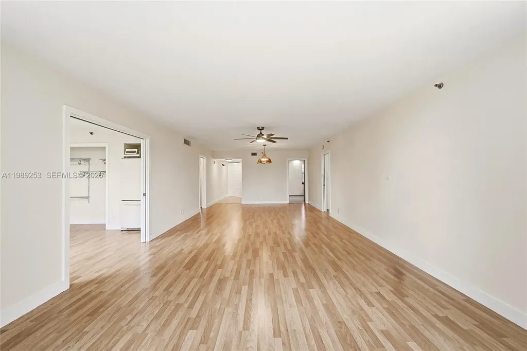 3520 Oaks Way Pompano Beach FL 33069