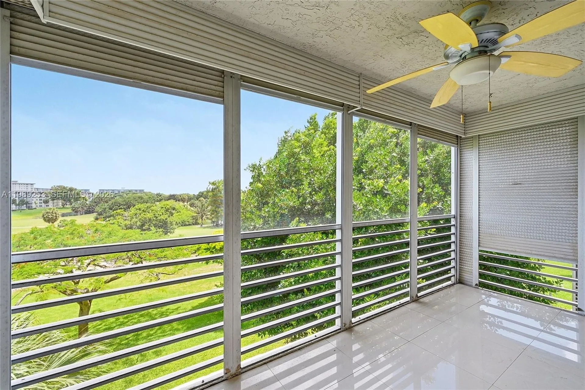 3520 Oaks Way Pompano Beach FL 33069