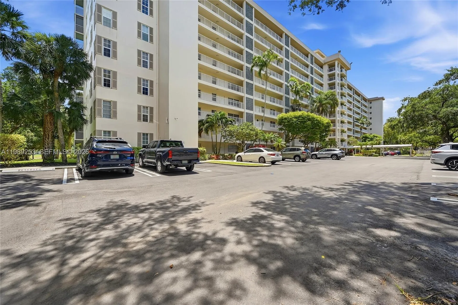3520 Oaks Way Pompano Beach FL 33069