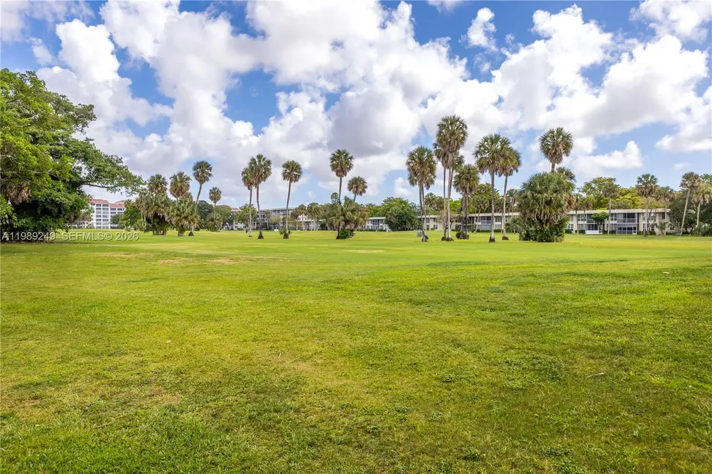 806 Cypress Grove Lane Pompano Beach FL 33069