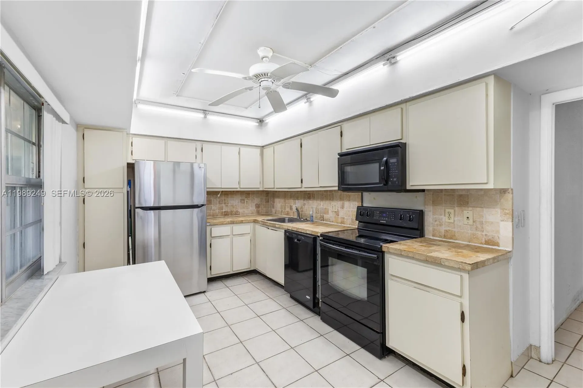 806 Cypress Grove Lane Pompano Beach FL 33069