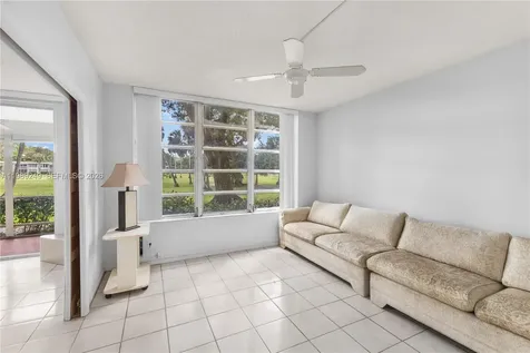 806 Cypress Grove Lane Pompano Beach FL 33069