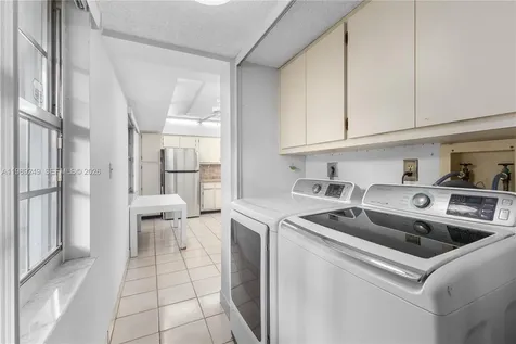 806 Cypress Grove Lane Pompano Beach FL 33069