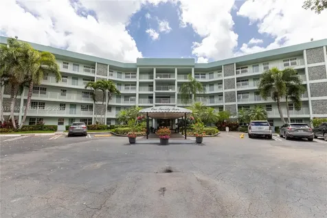 806 Cypress Grove Lane Pompano Beach FL 33069