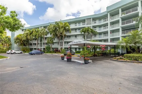 806 Cypress Grove Lane Pompano Beach FL 33069