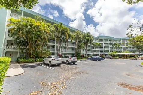 806 Cypress Grove Lane Pompano Beach FL 33069