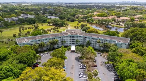 806 Cypress Grove Lane Pompano Beach FL 33069