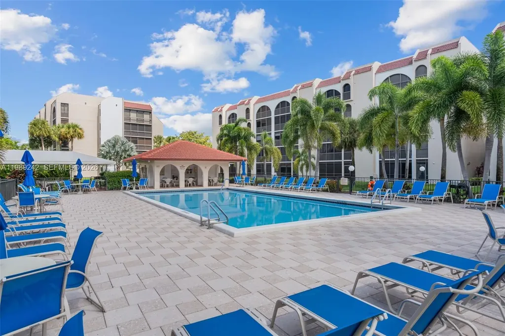 3485 Environ Boulevard Lauderhill FL 33319