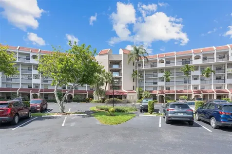 3485 Environ Boulevard Lauderhill FL 33319