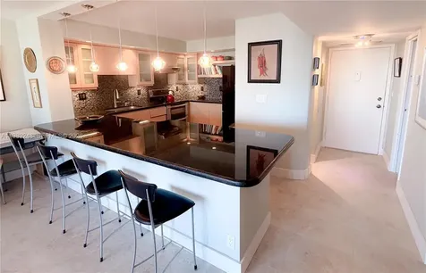 1800 Collins Avenue Miami Beach FL 33139