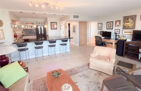 1800 Collins Avenue Miami Beach FL 33139