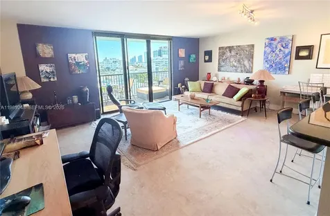 1800 Collins Avenue Miami Beach FL 33139