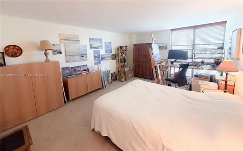1800 Collins Avenue Miami Beach FL 33139