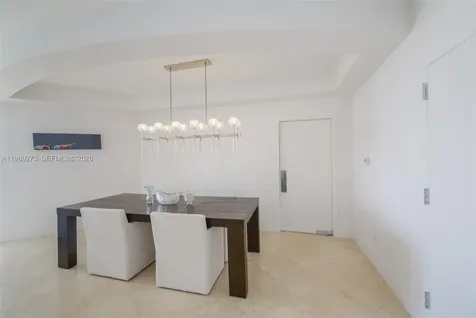 21050 Point Place Aventura FL 33180