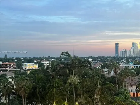 21050 Point Place Aventura FL 33180