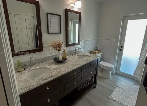 15720 SW 87th Court Palmetto Bay FL 33157