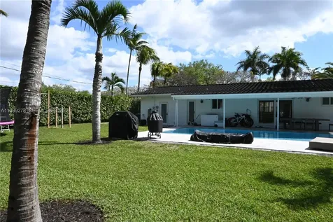 15720 SW 87th Court Palmetto Bay FL 33157