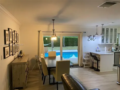 15720 SW 87th Court Palmetto Bay FL 33157